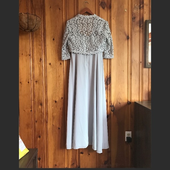 R&M Richards Silver Formal Dress And Shawl - Picture 2 of 8